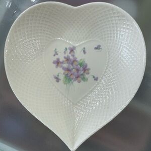 Lila Heart-Shaped Floral Ivory Bone China Dish! Made in Japan